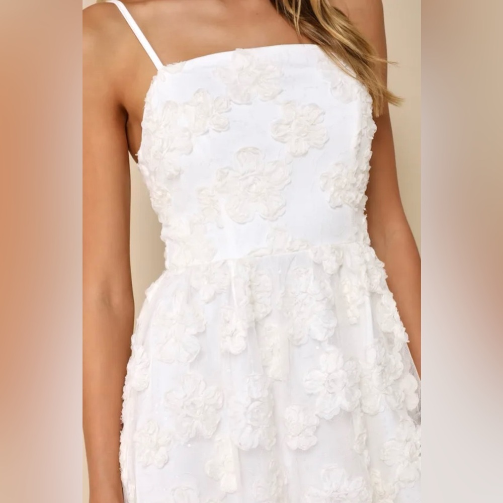 Delightful Charisma White Embroidered Sequin Mesh Midi Dress Medium - Picture 3 of 9
